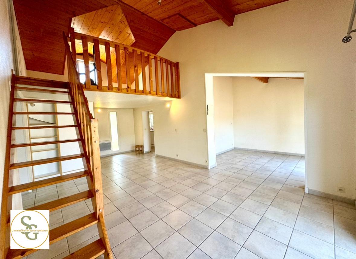 maison 4 pièces - ST-SULPICE-LA-POINTE